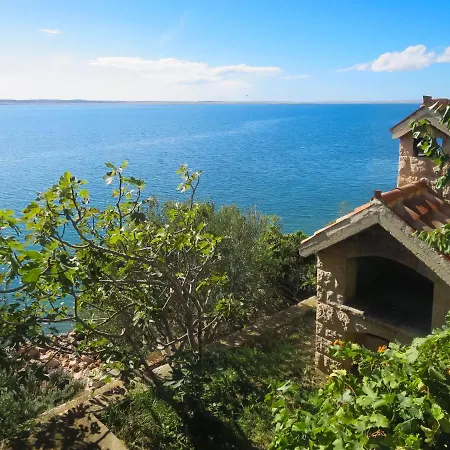 Tome Starigrad Paklenica
